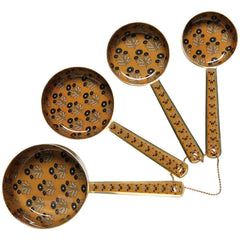 Enameled Measuring Cups  - Zest